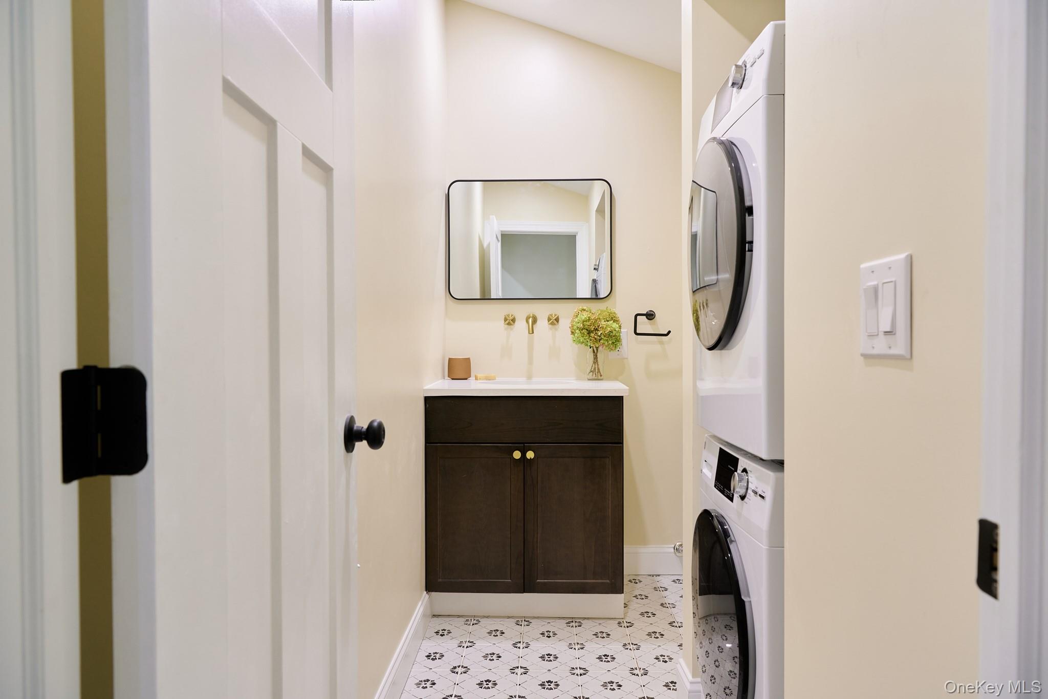 #15 photo, 536 River Road, Rhinebeck , NY 12572