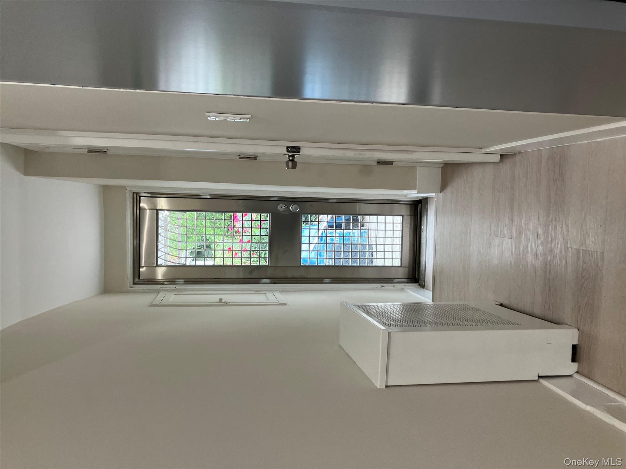 #11 photo, 18-40 123rd Street, クイーンズ区 College Point , NY 11356