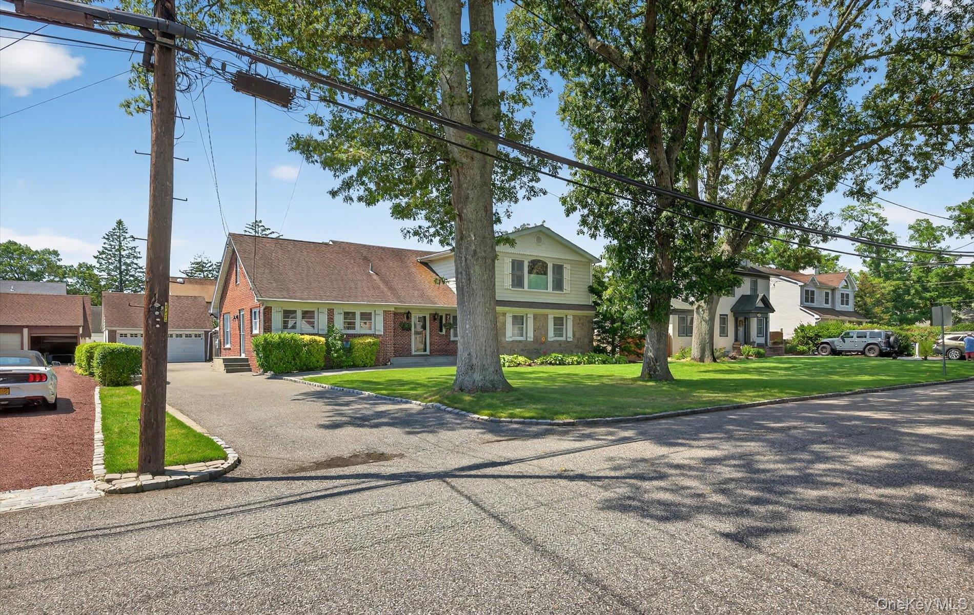 #4 photo, 36 Hemlock Lane, サフォーク郡 Bay Shore , NY 11706