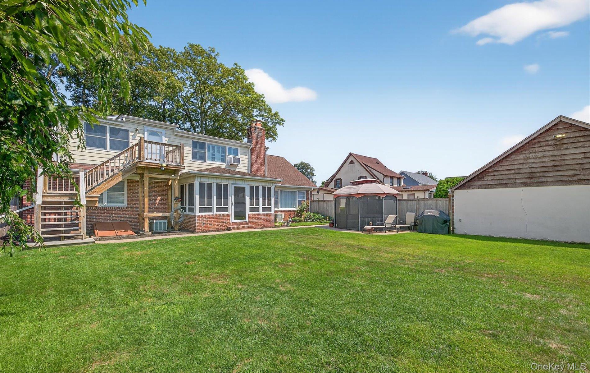 #5 photo, 36 Hemlock Lane, サフォーク郡 Bay Shore , NY 11706