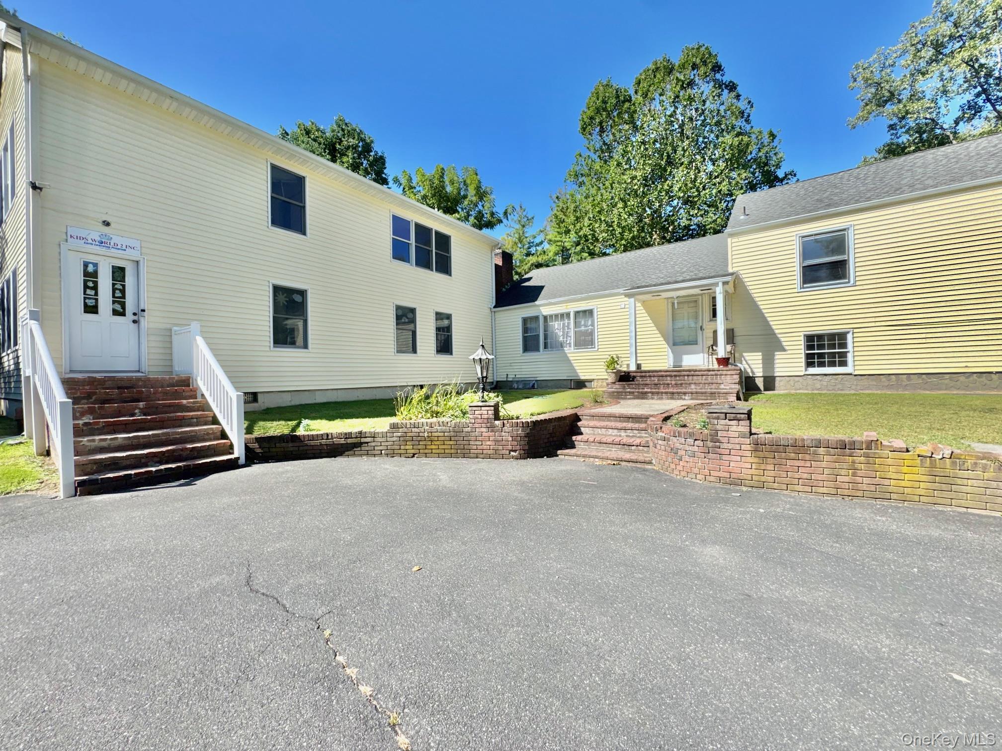 #12 photo, 329 Deer Park Road, サフォーク郡 Dix Hills , NY 11746