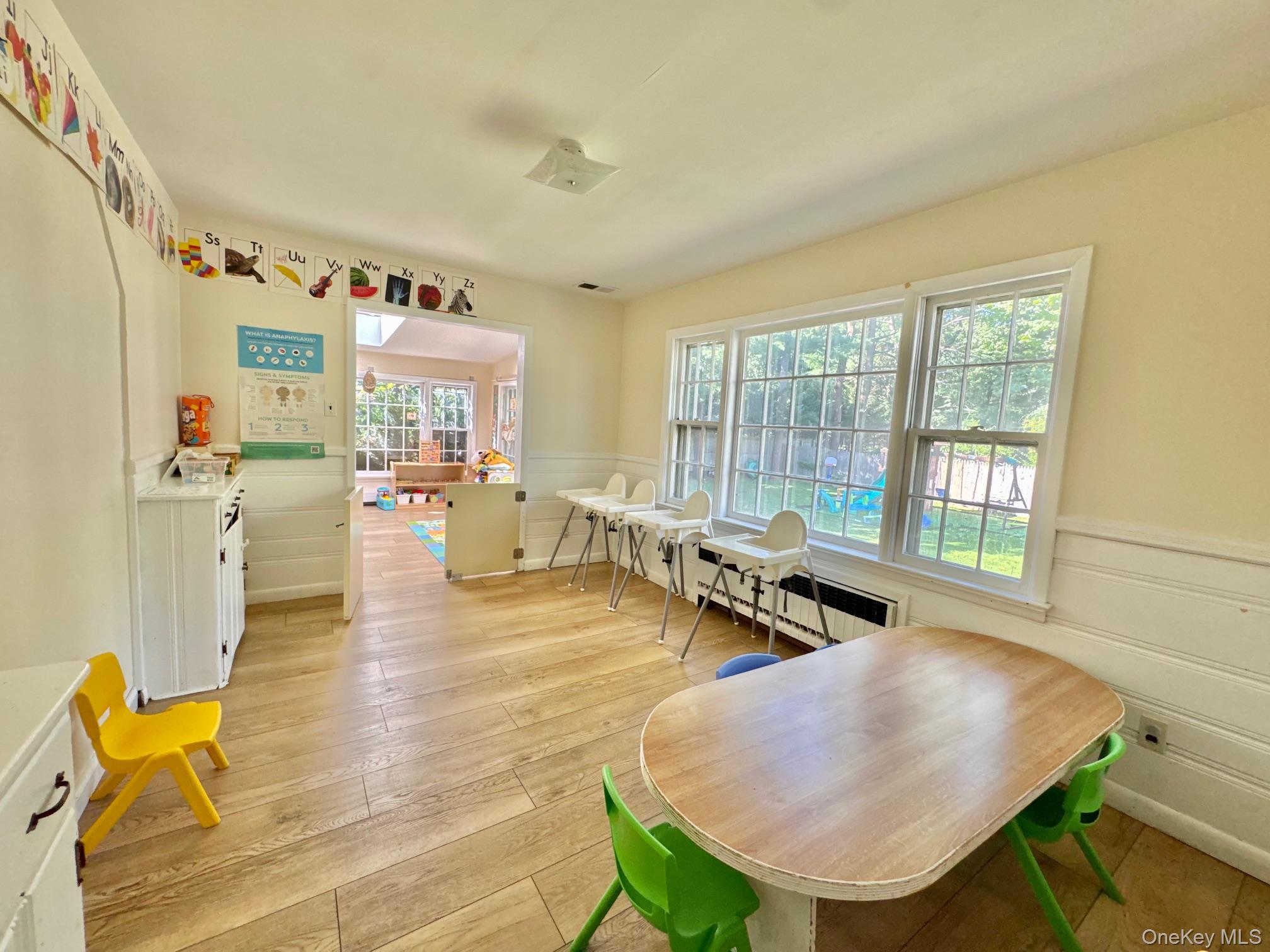 #8 photo, 329 Deer Park Road, サフォーク郡 Dix Hills , NY 11746