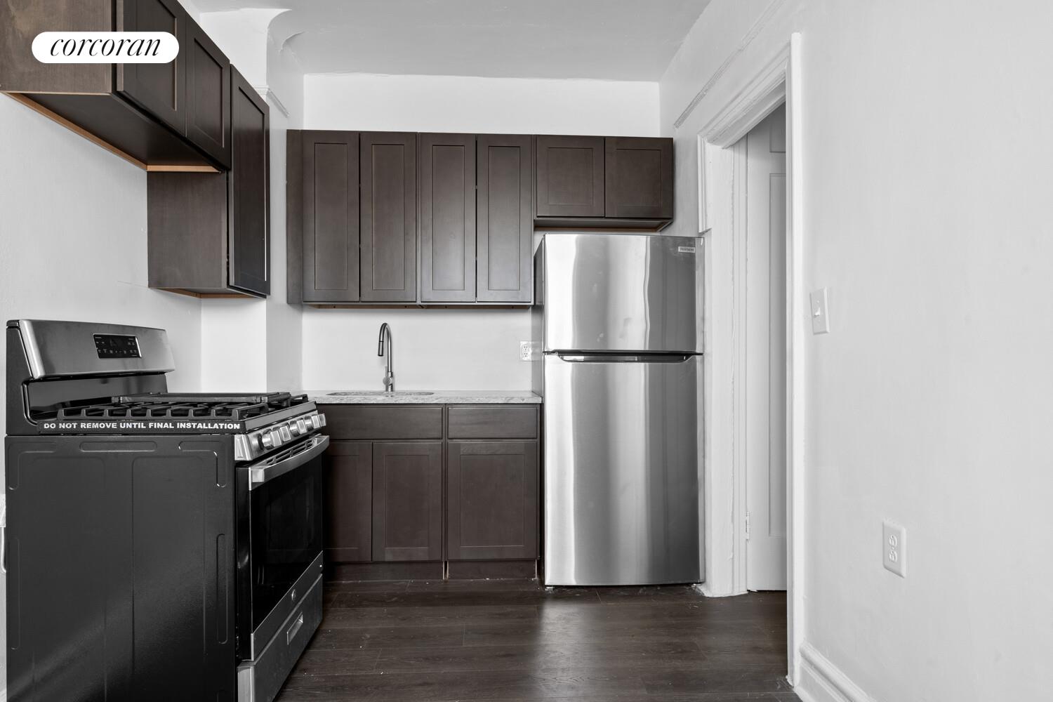 #10 photo, 1610 Ave P, ブルックリン区 Midwood , NY 11229