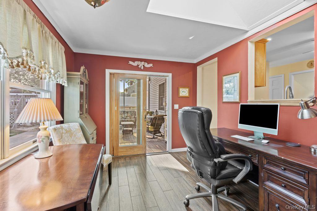 #10 photo, 37 Newark Street, サフォーク郡 Lindenhurst , NY 11757