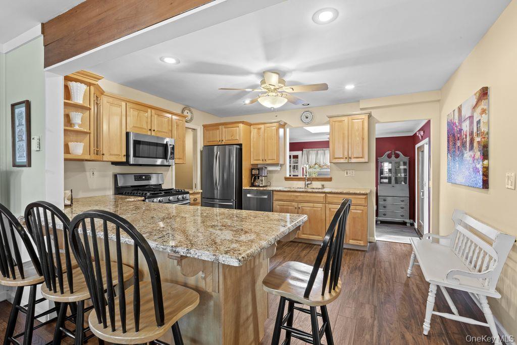 #11 photo, 37 Newark Street, サフォーク郡 Lindenhurst , NY 11757