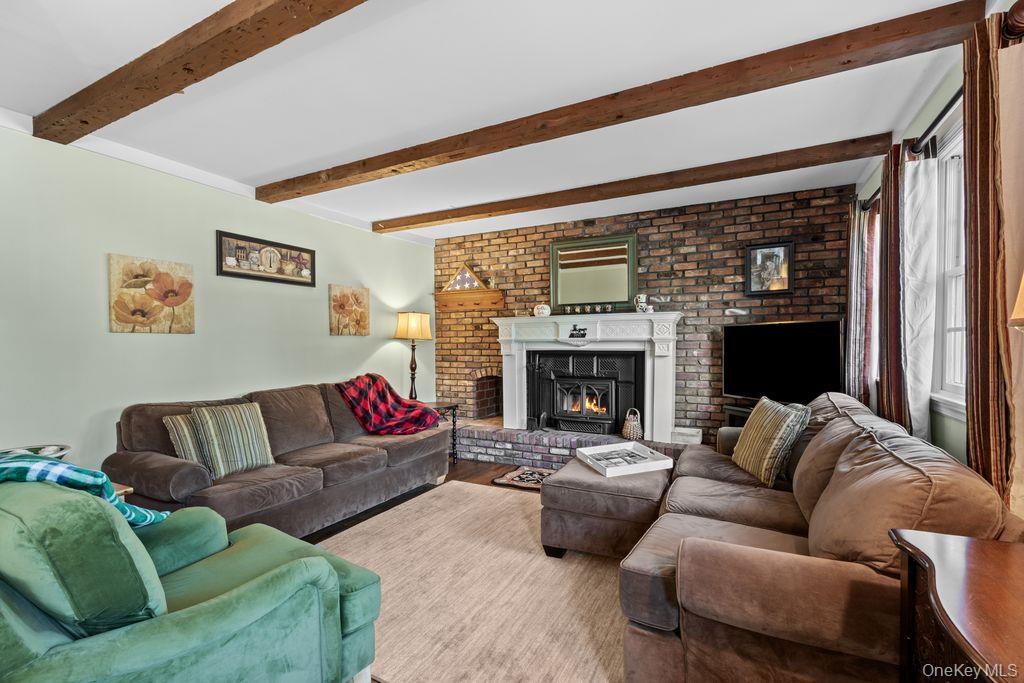 #19 photo, 37 Newark Street, サフォーク郡 Lindenhurst , NY 11757