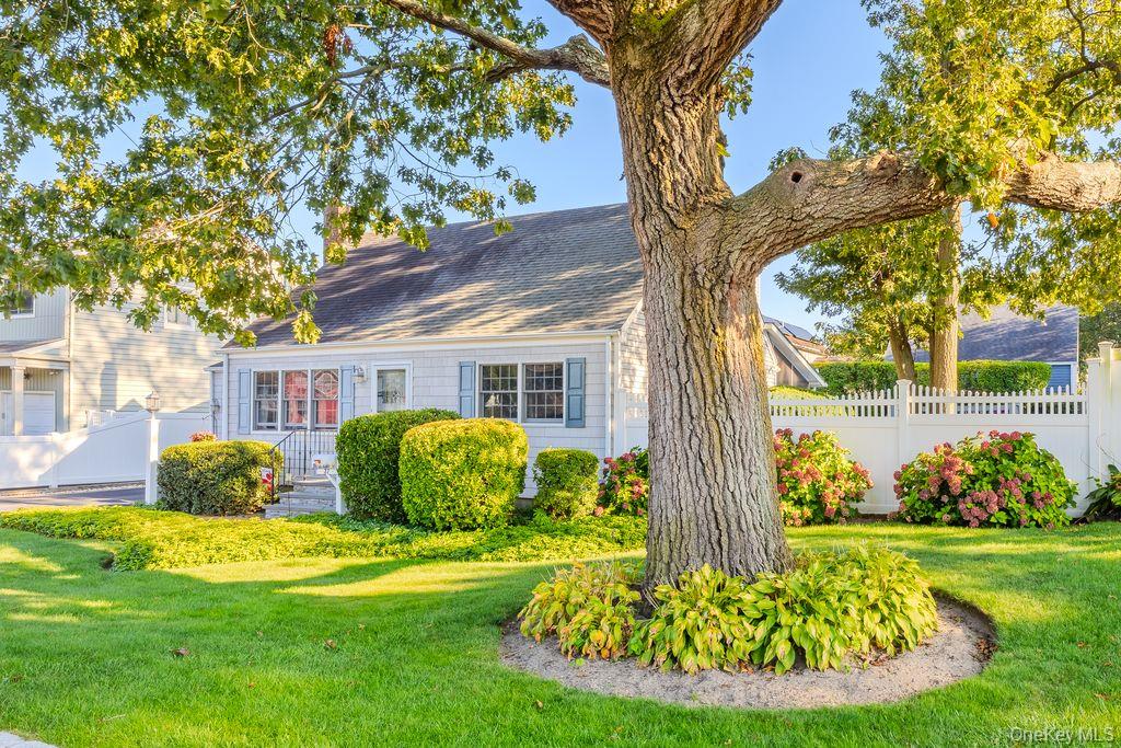 #3 photo, 37 Newark Street, サフォーク郡 Lindenhurst , NY 11757