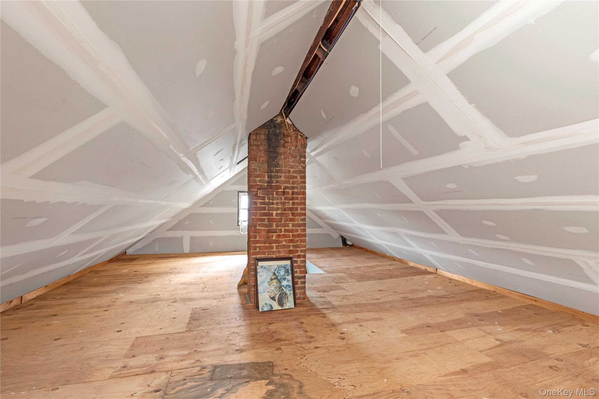 #15 photo, 24 Walnut Street, ナッソー郡 Westbury , NY 11590