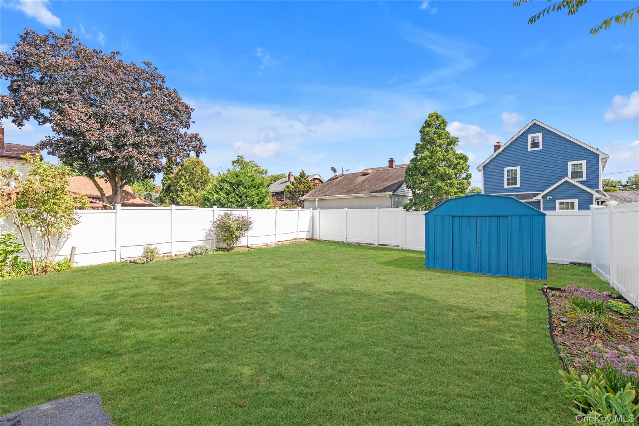 #17 photo, 24 Walnut Street, ナッソー郡 Westbury , NY 11590