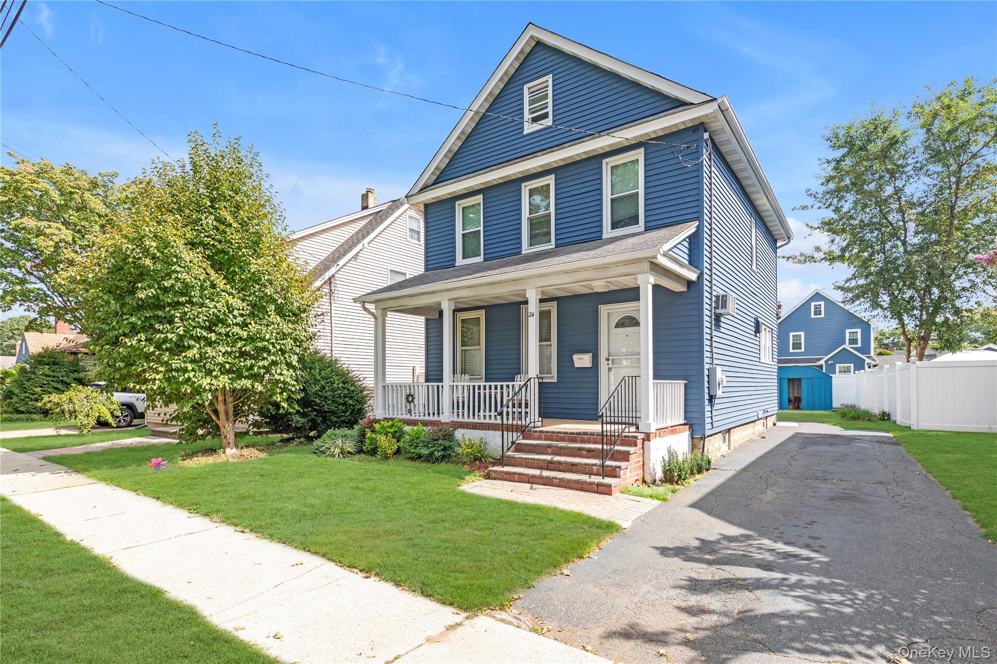 #19 photo, 24 Walnut Street, ナッソー郡 Westbury , NY 11590