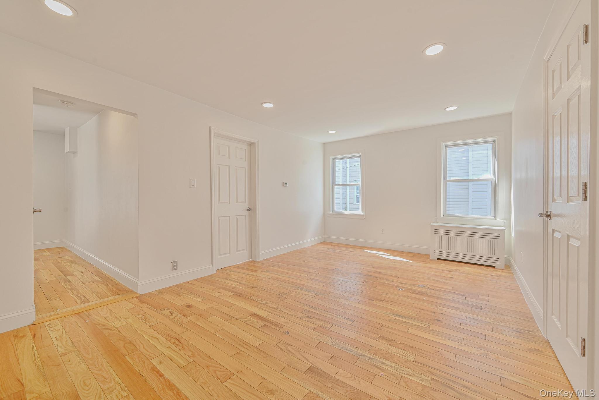 #9 photo, 19 Parma Road, ナッソー郡 Island Park , NY 11558