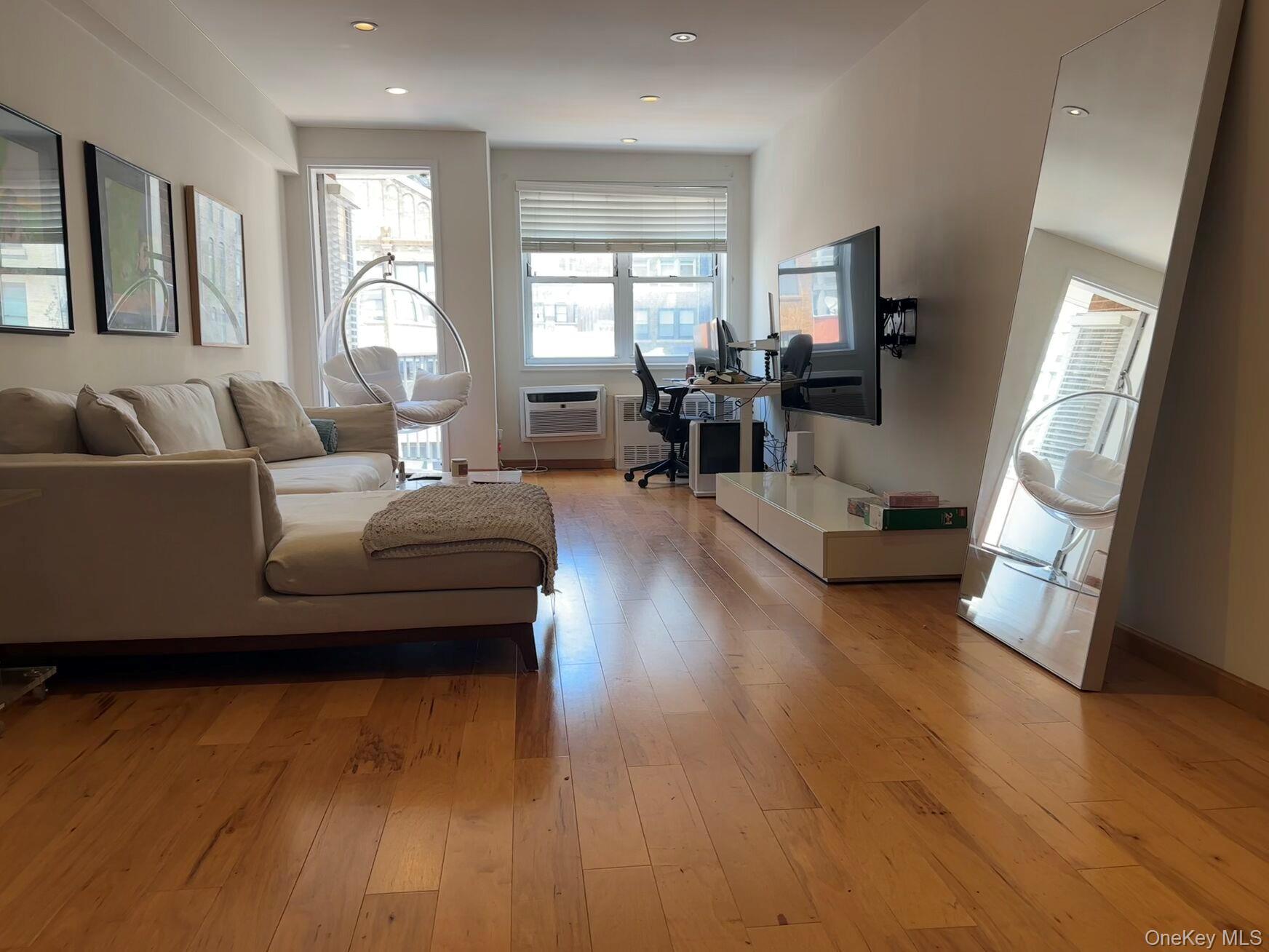 #12 photo, 170 W 23rd Street, マンハッタン New York (Manhattan) , NY 10011