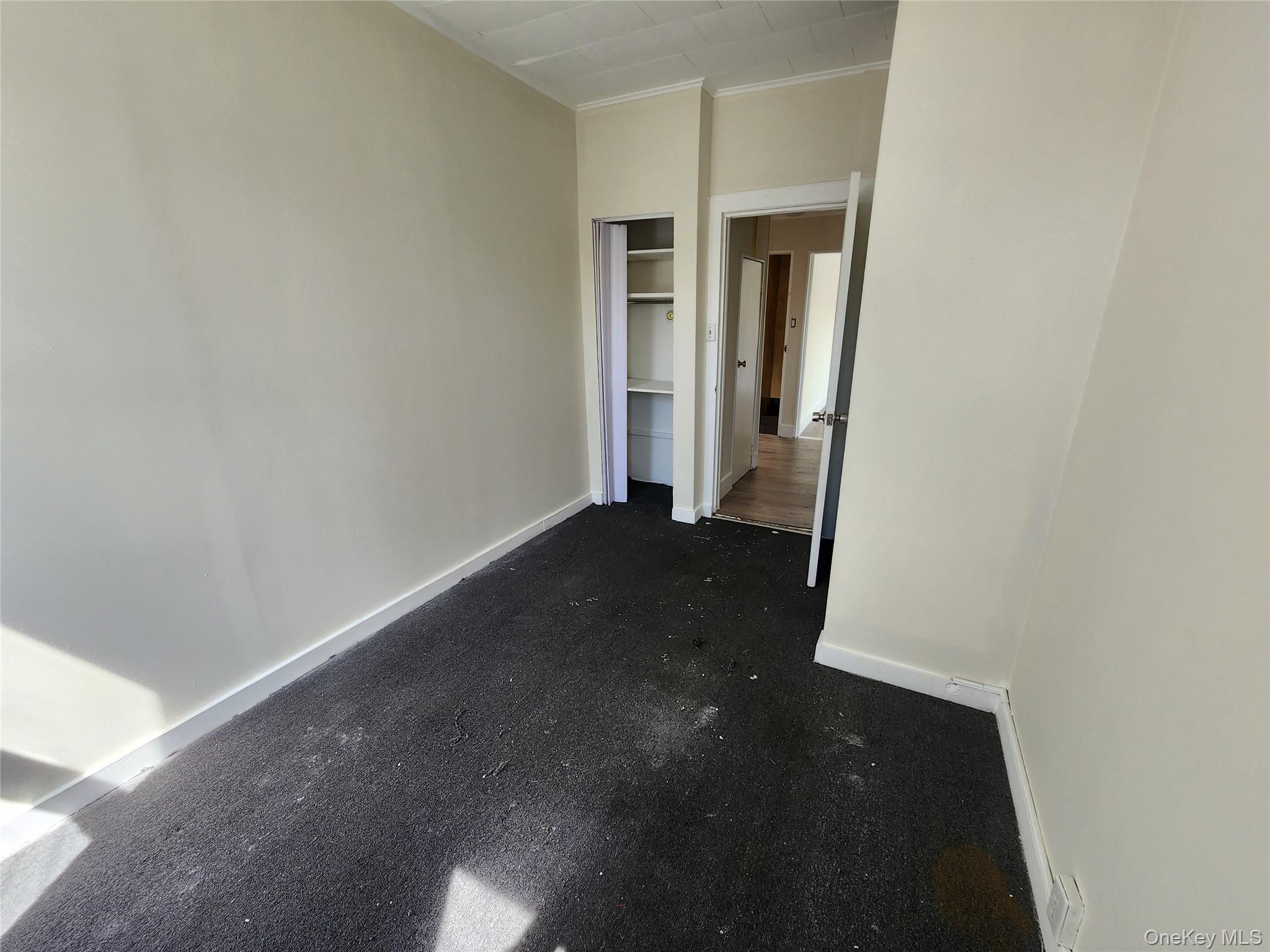 #15 photo, 5912 58th Road, クイーンズ区 Maspeth , NY 11378