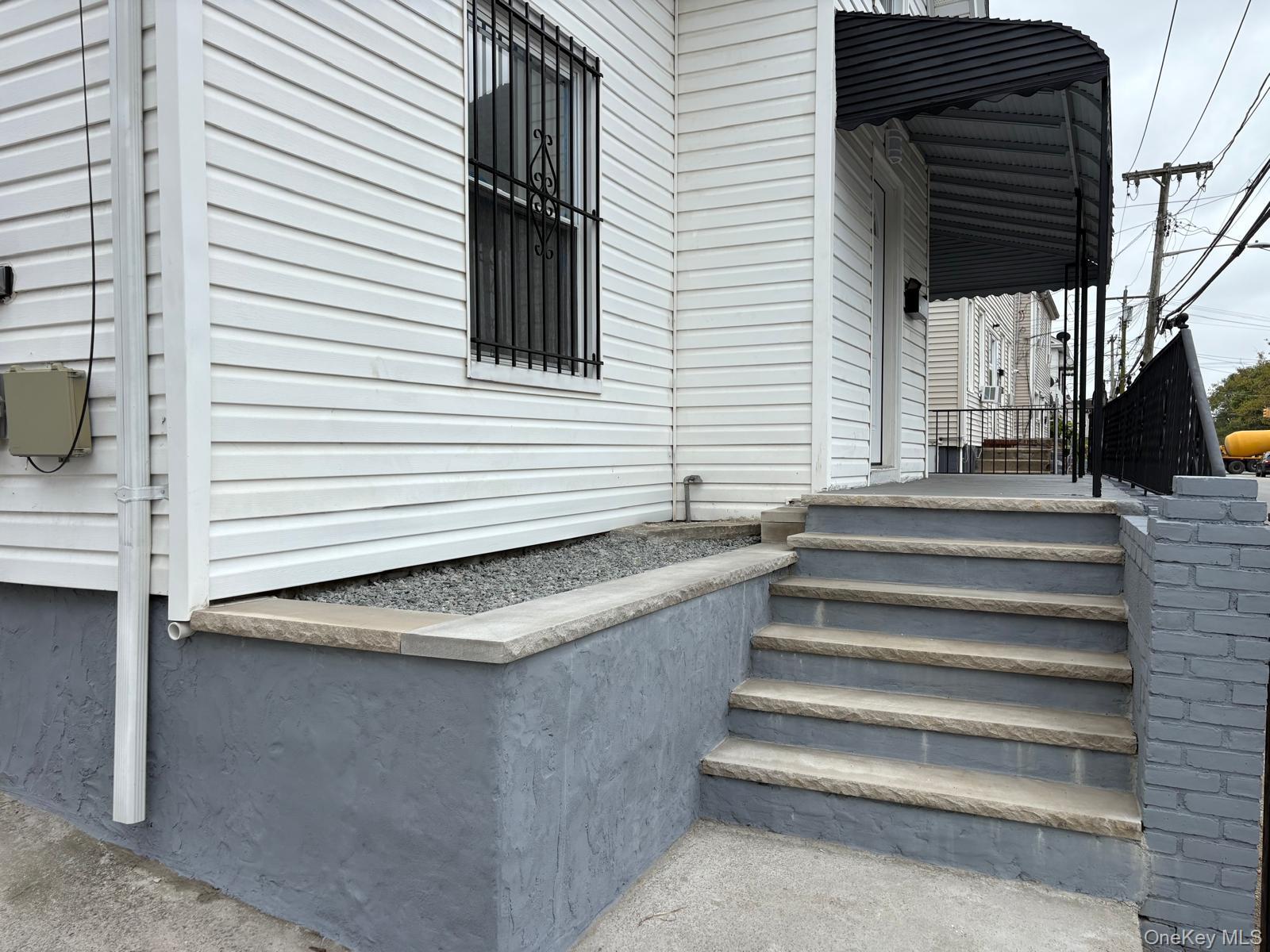 #16 photo, 78 S Franklin Street, ナッソー郡 Hempstead , NY 11550