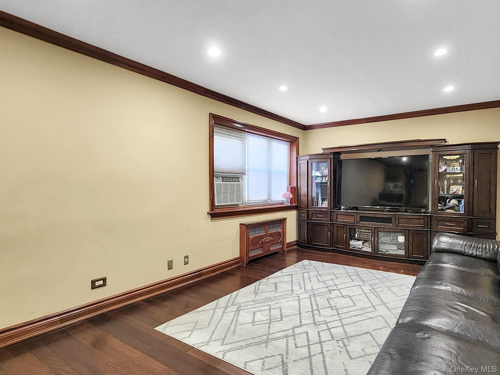 #2 photo, 66-10 149th Street, クイーンズ区 Flushing , NY 11367