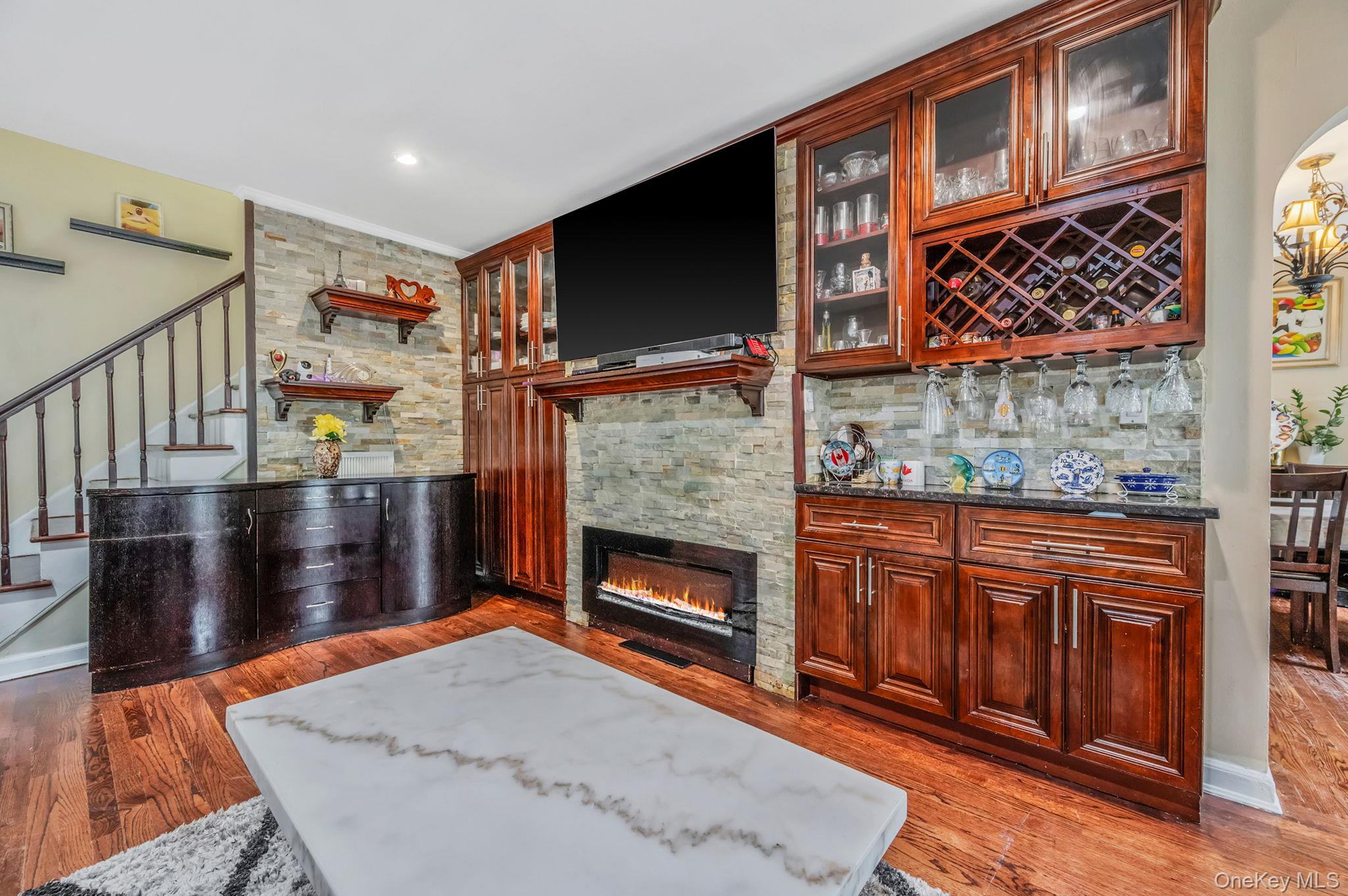 #5 photo, 58 N ROCKAWAY Avenue, ナッソー郡 Lynbrook , NY 11563