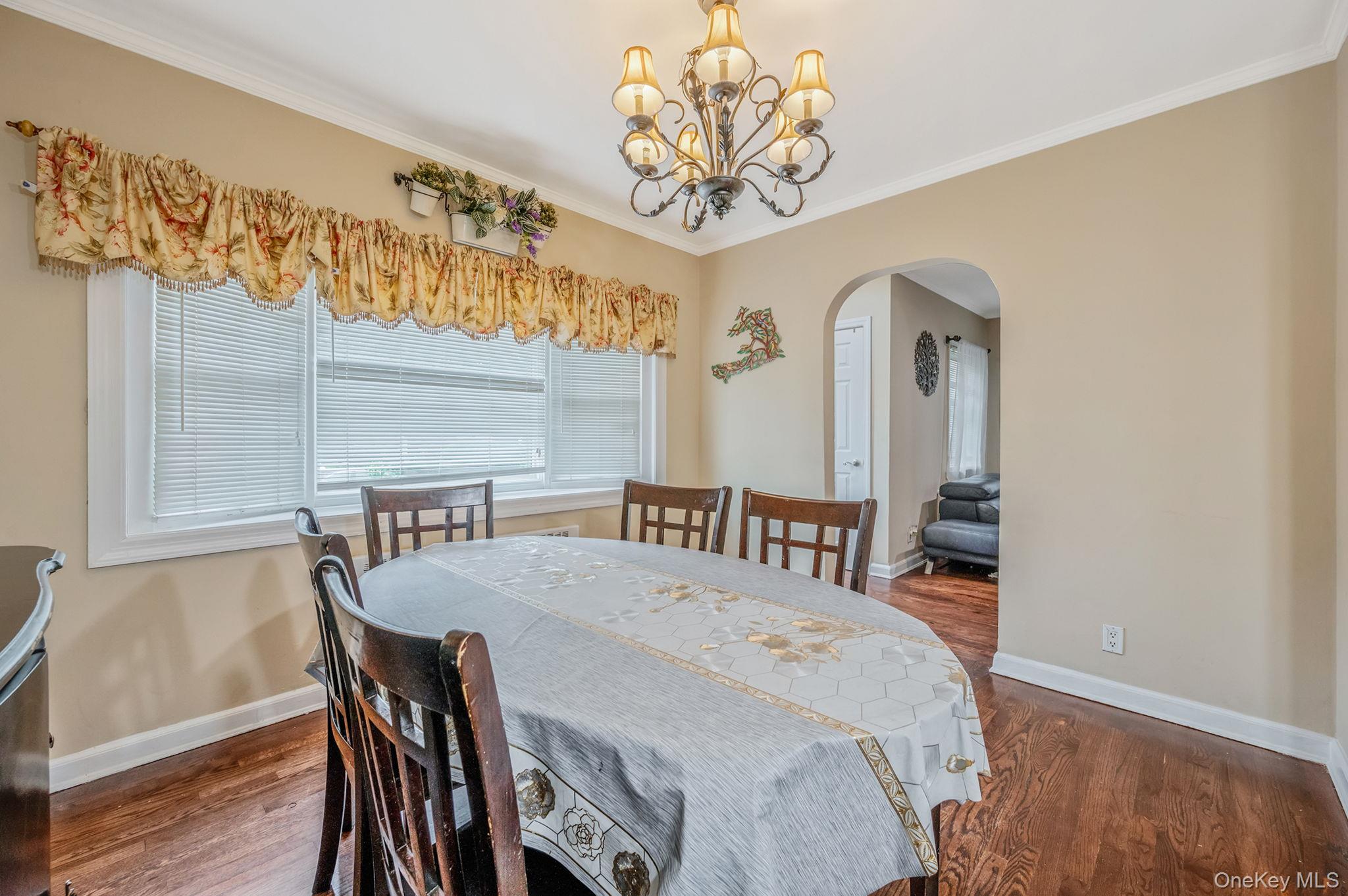 #9 photo, 58 N ROCKAWAY Avenue, ナッソー郡 Lynbrook , NY 11563