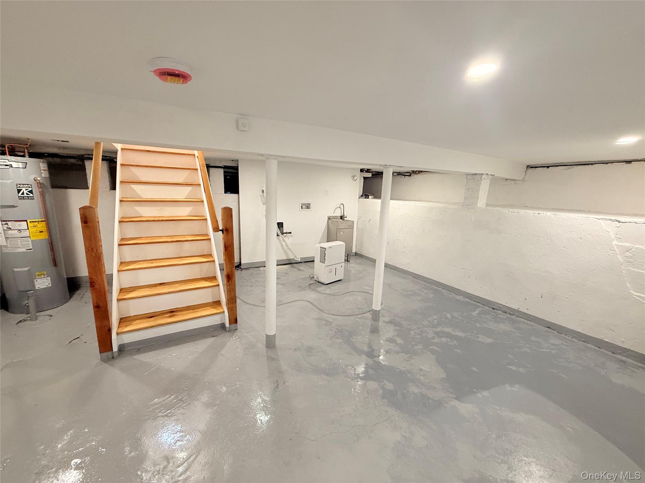 #11 photo, 110 Saint Francis Street, ナッソー郡 Roosevelt , NY 11575