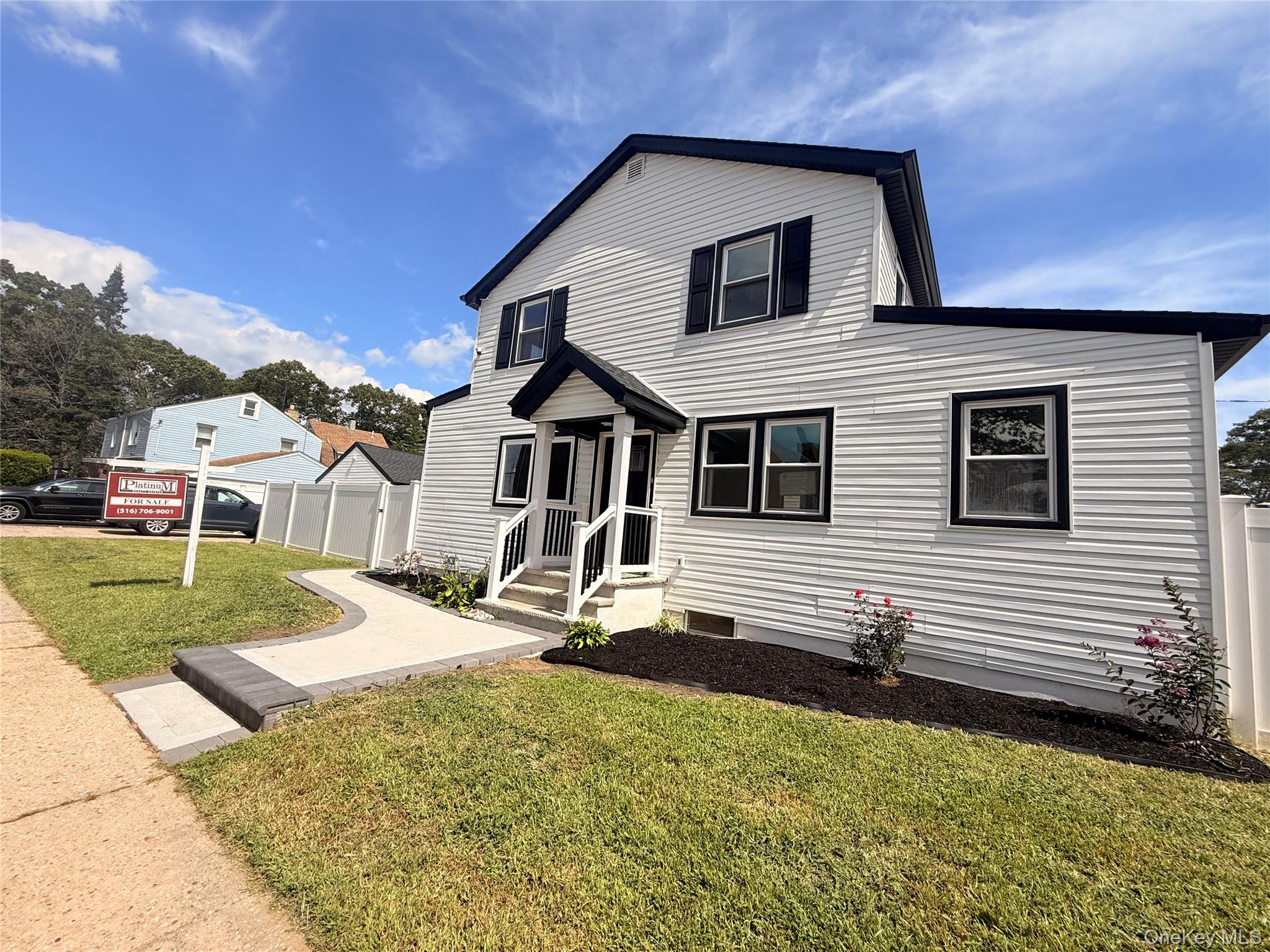 #2 photo, 110 Saint Francis Street, ナッソー郡 Roosevelt , NY 11575