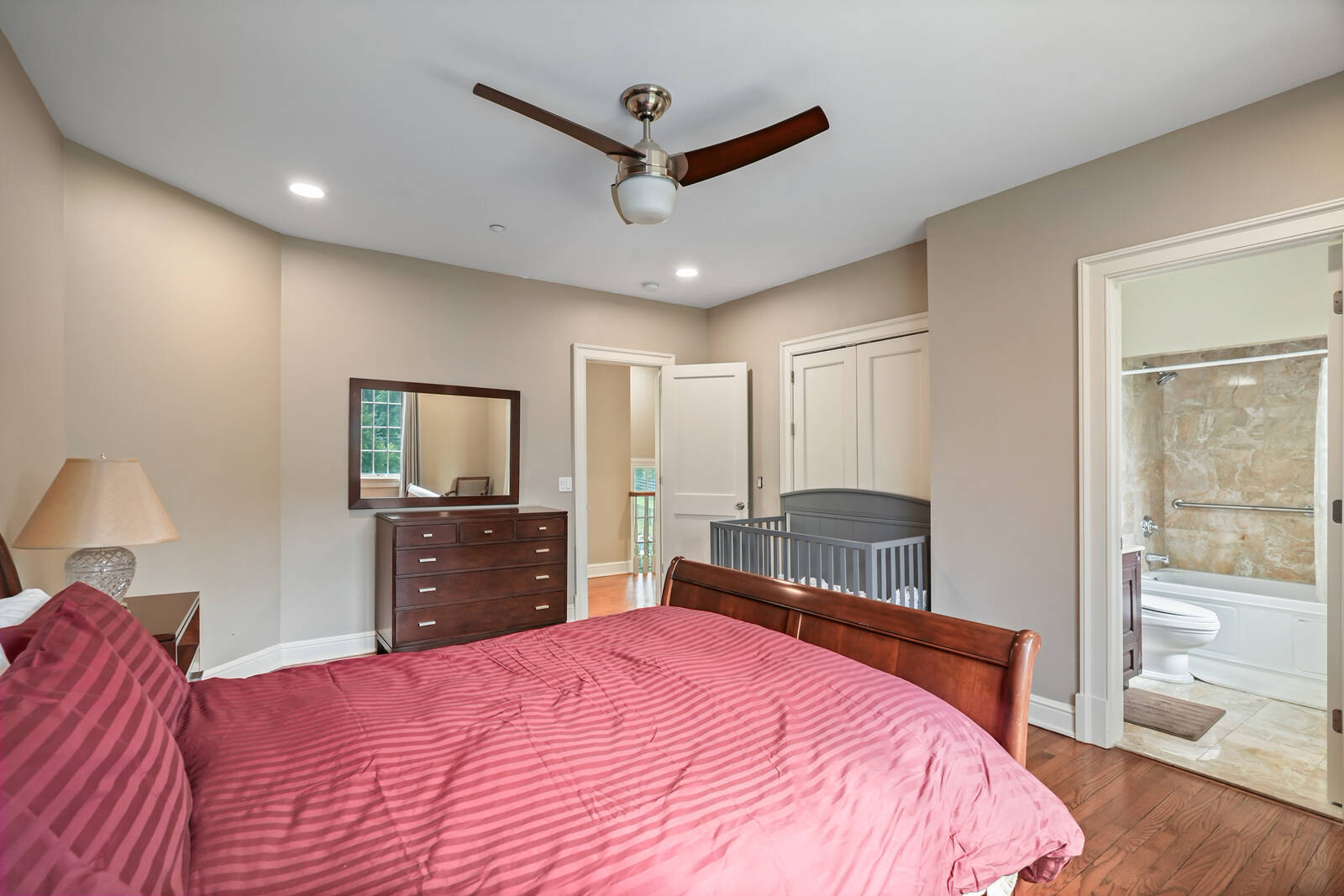 #19 photo, 3747 PURCHASE ST, Harrison , NY 10577