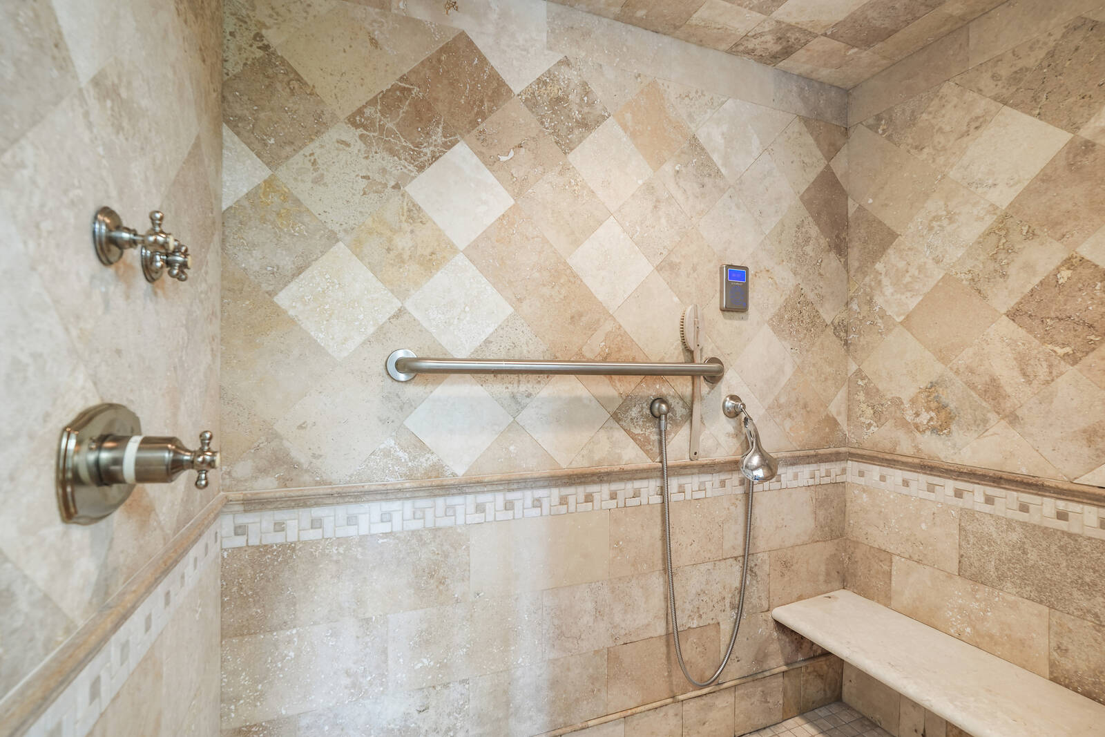 #37 photo, 3747 PURCHASE ST, Harrison , NY 10577