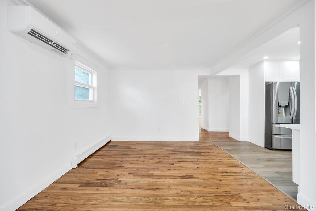 #10 photo, 104 Ralph Avenue, サフォーク郡 Babylon , NY 11702