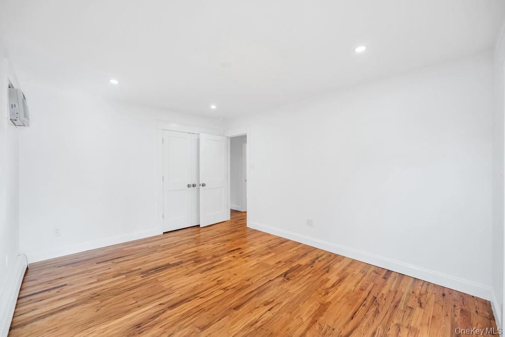 #19 photo, 104 Ralph Avenue, サフォーク郡 Babylon , NY 11702