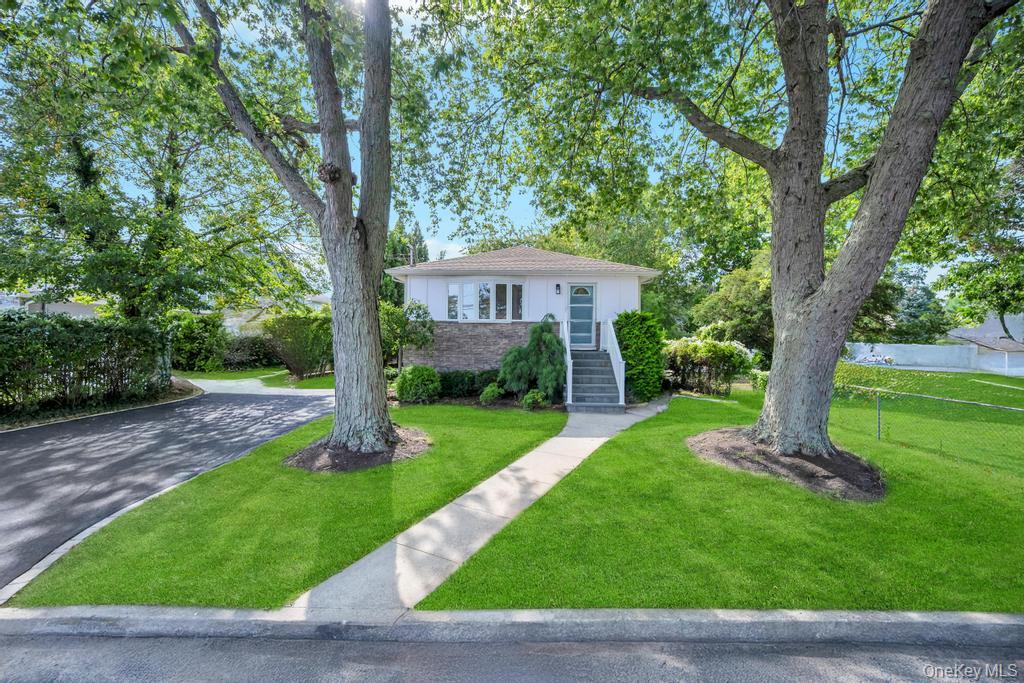 #2 photo, 104 Ralph Avenue, サフォーク郡 Babylon , NY 11702