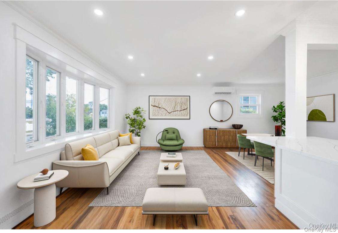 #8 photo, 104 Ralph Avenue, サフォーク郡 Babylon , NY 11702