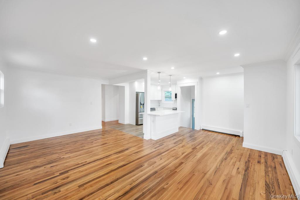 #9 photo, 104 Ralph Avenue, サフォーク郡 Babylon , NY 11702