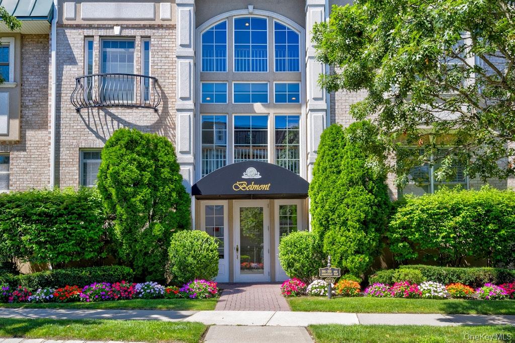 #2 photo, 323 Roosevelt Way, ナッソー郡 Westbury , NY 11590