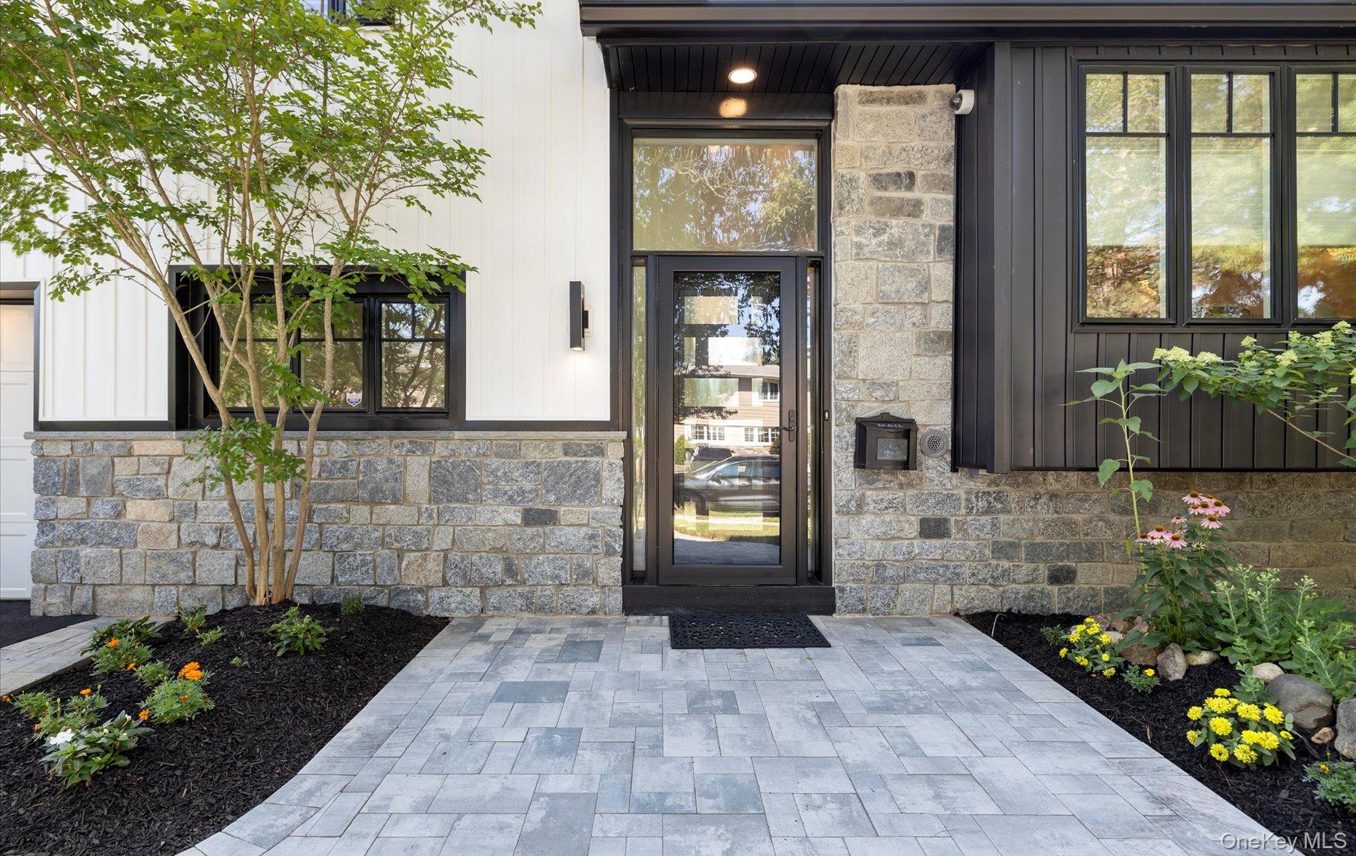 #3 photo, 14 John Drive, ナッソー郡 Old Bethpage , NY 11804