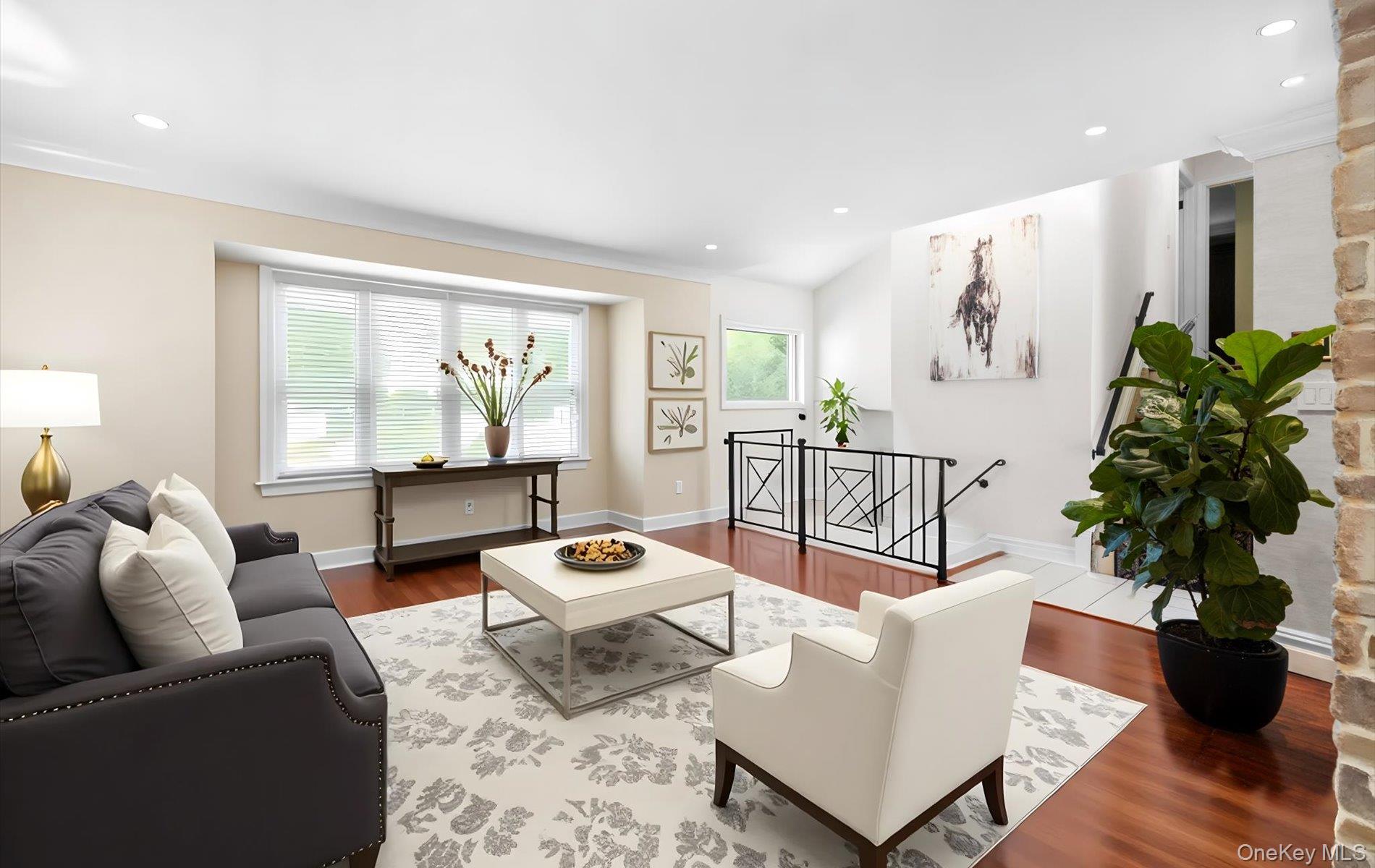 #4 photo, 14 John Drive, ナッソー郡 Old Bethpage , NY 11804