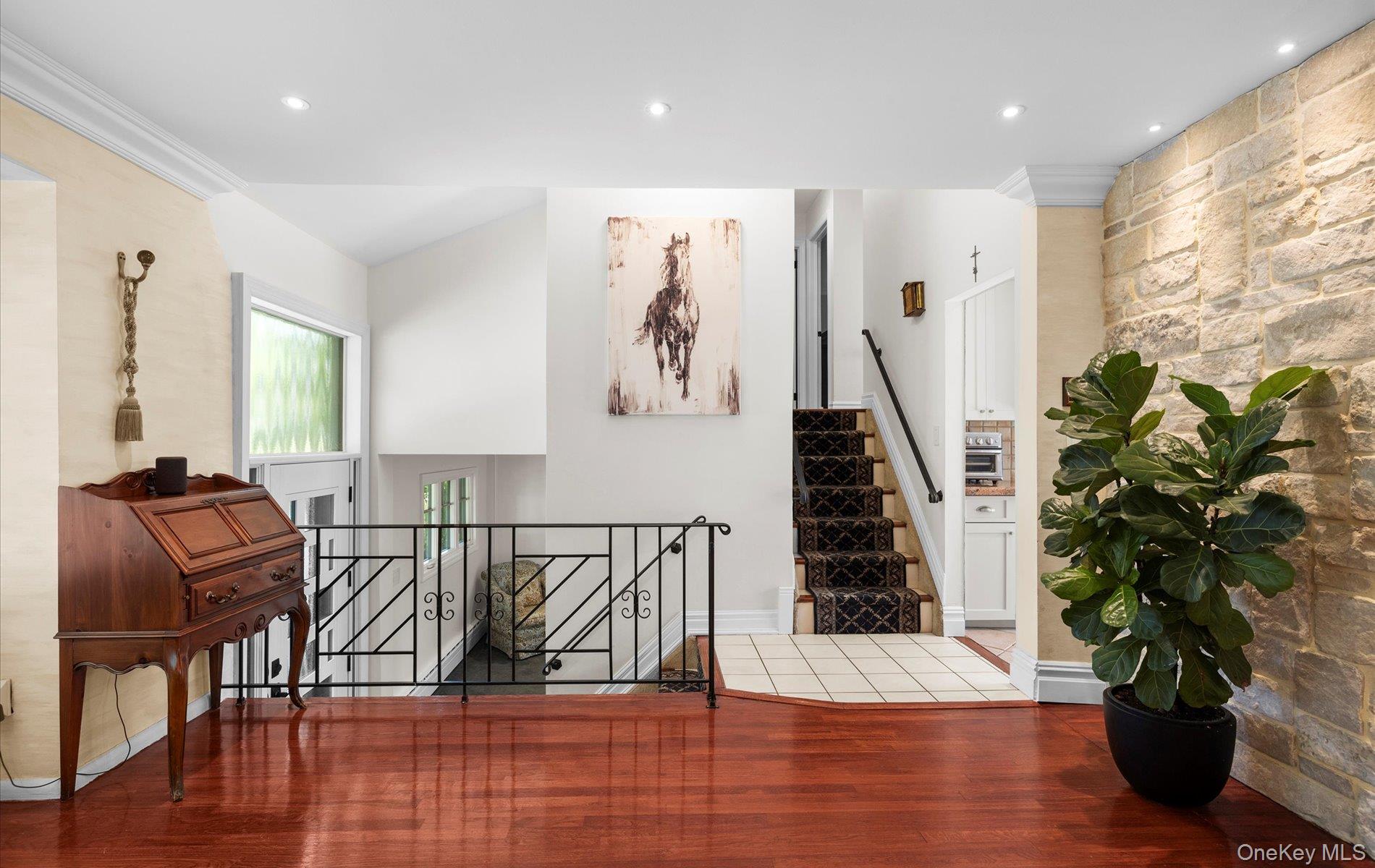 #8 photo, 14 John Drive, ナッソー郡 Old Bethpage , NY 11804