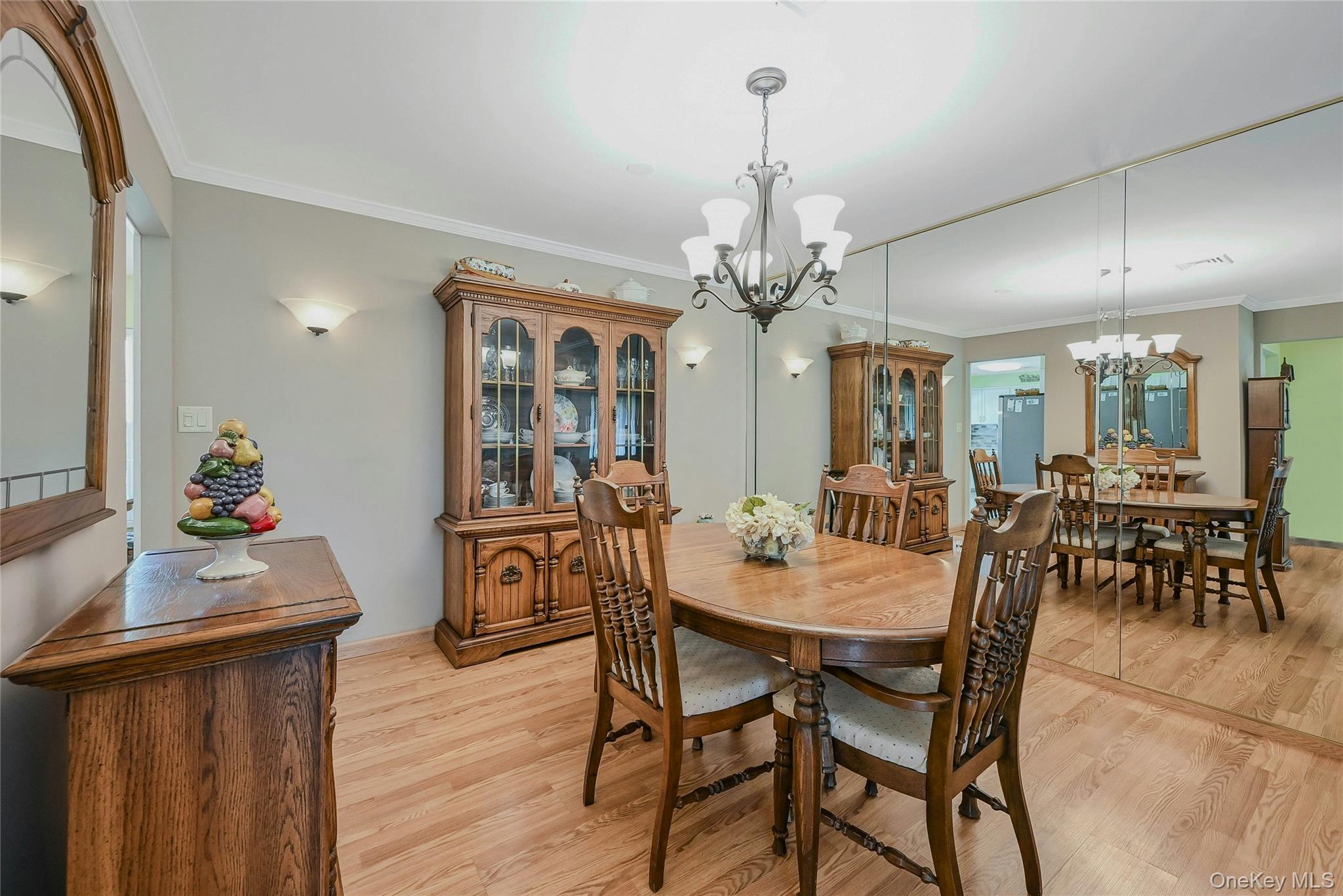 #11 photo, 98 A Eastbourne, サフォーク郡 Ridge , NY 11961