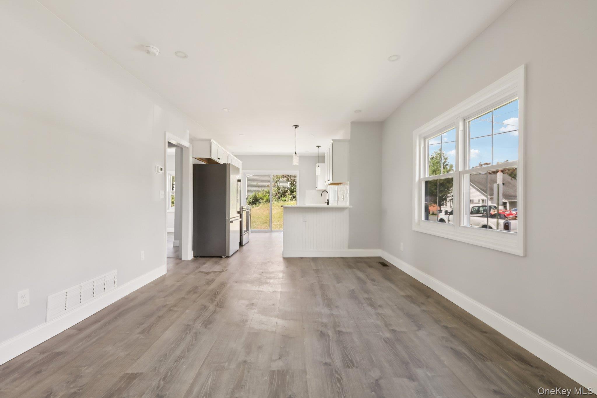 #11 photo, 77 Prospect Street, Newburgh , NY 12550