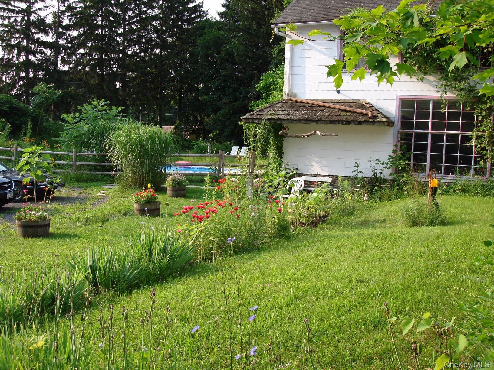 #15 photo, 597 Route 212, Saugerties , NY 12477