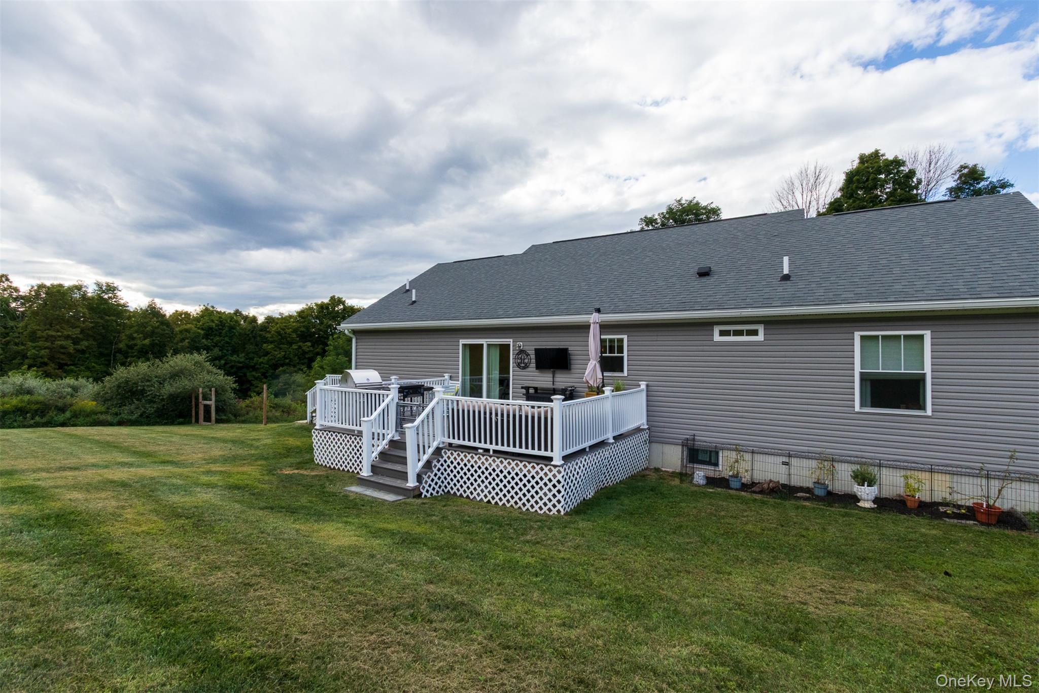 #17 photo, 292 Battenfeld Road, Red Hook , NY 12571