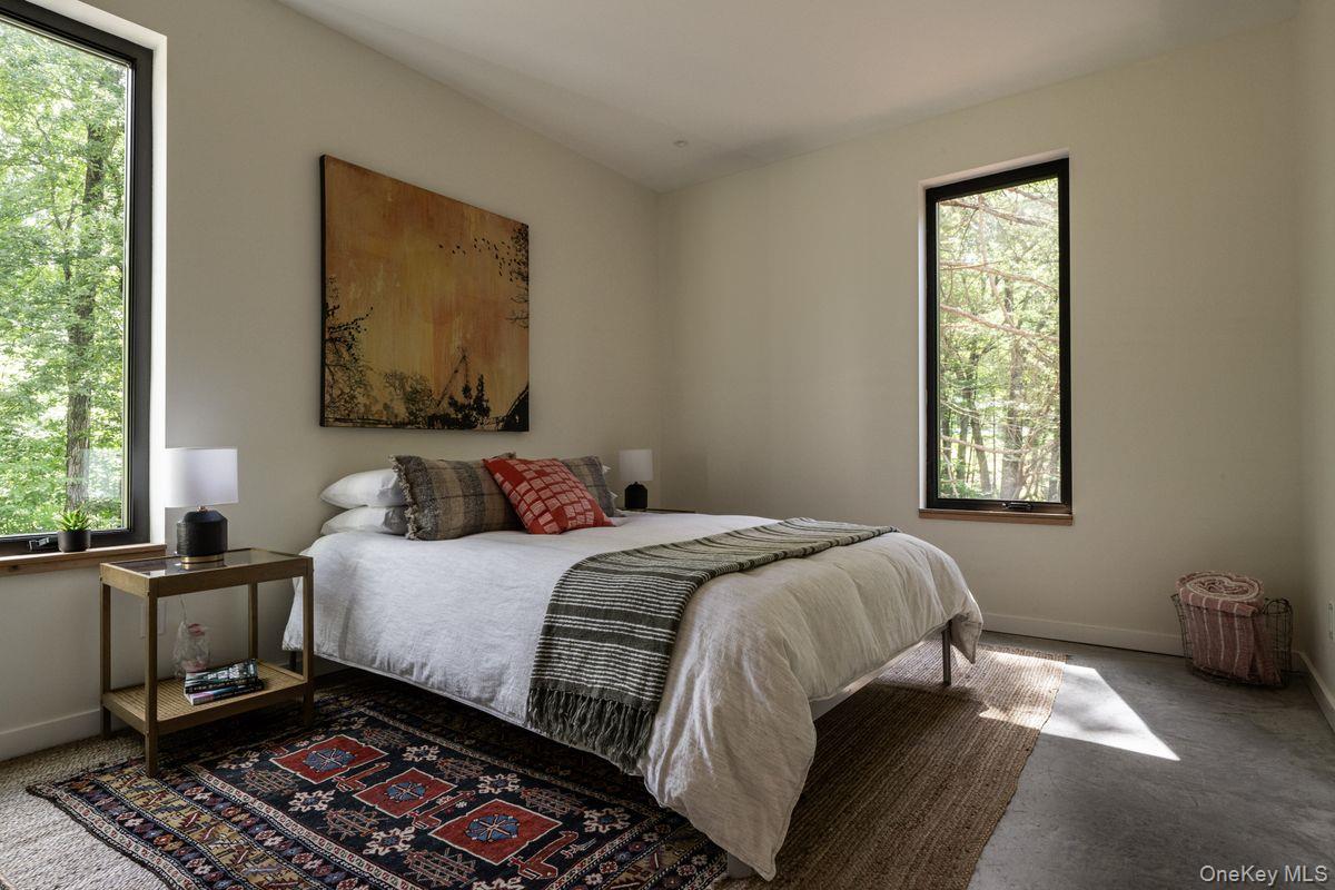 #11 photo, 4 Sarah Court, Rhinebeck , NY 12572