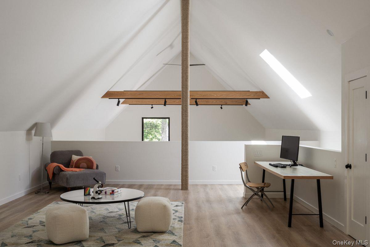 #15 photo, 4 Sarah Court, Rhinebeck , NY 12572