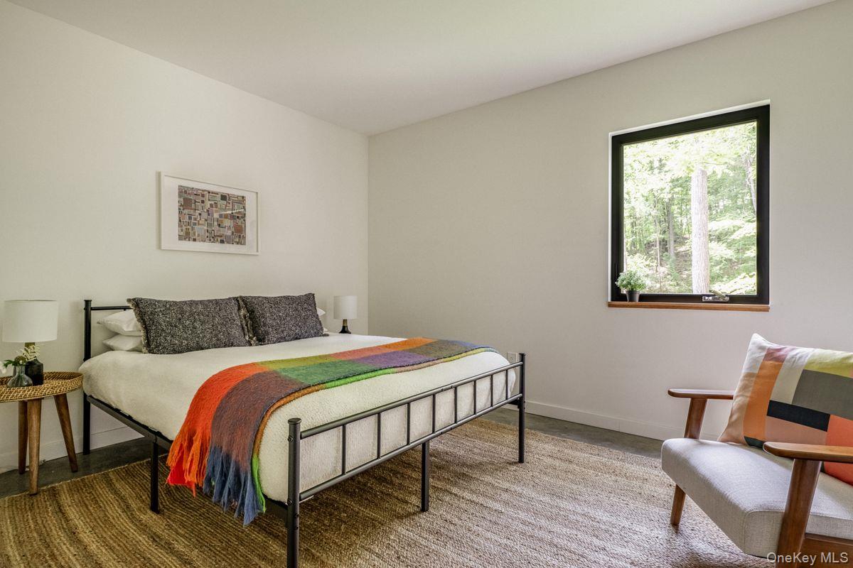 #20 photo, 4 Sarah Court, Rhinebeck , NY 12572