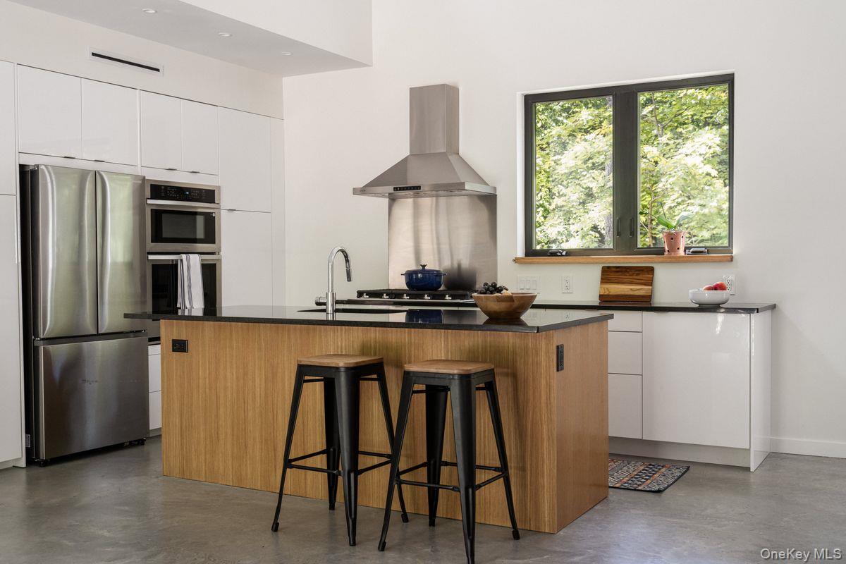 #7 photo, 4 Sarah Court, Rhinebeck , NY 12572