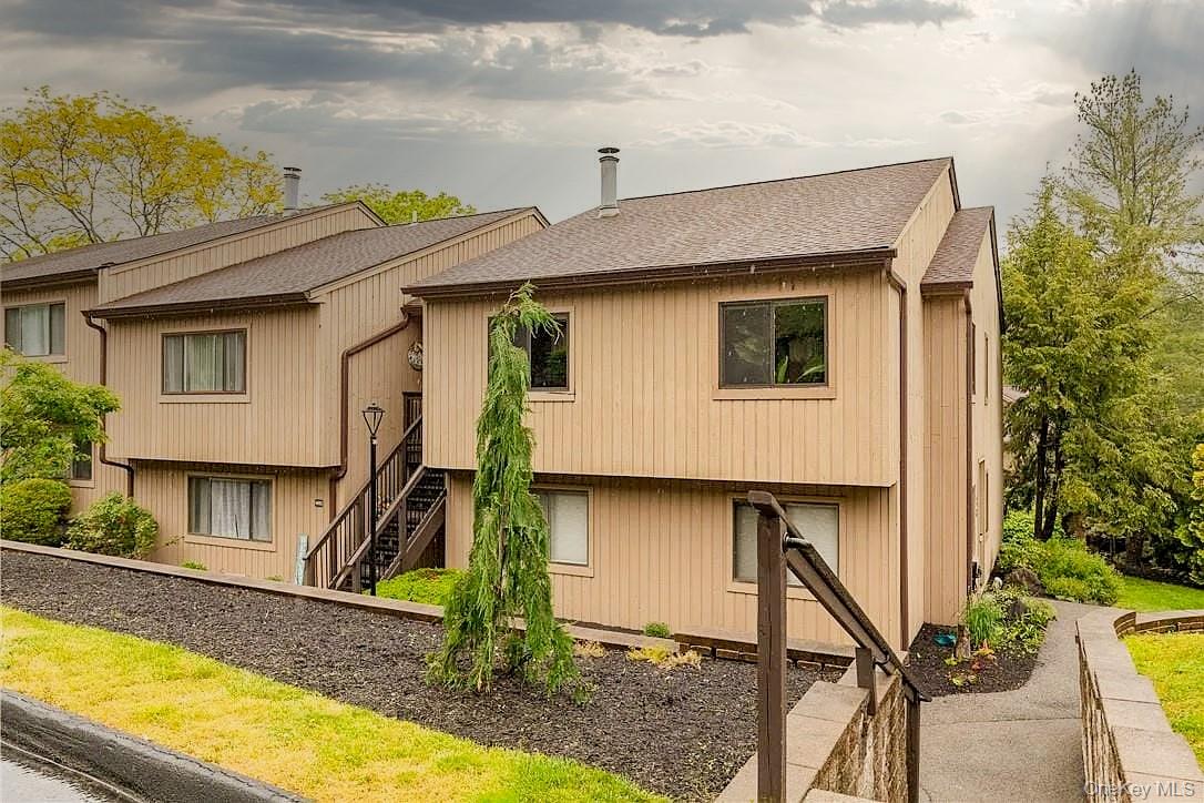 #2 photo, 4008 Deer Path, Poughkeepsie , NY 12603