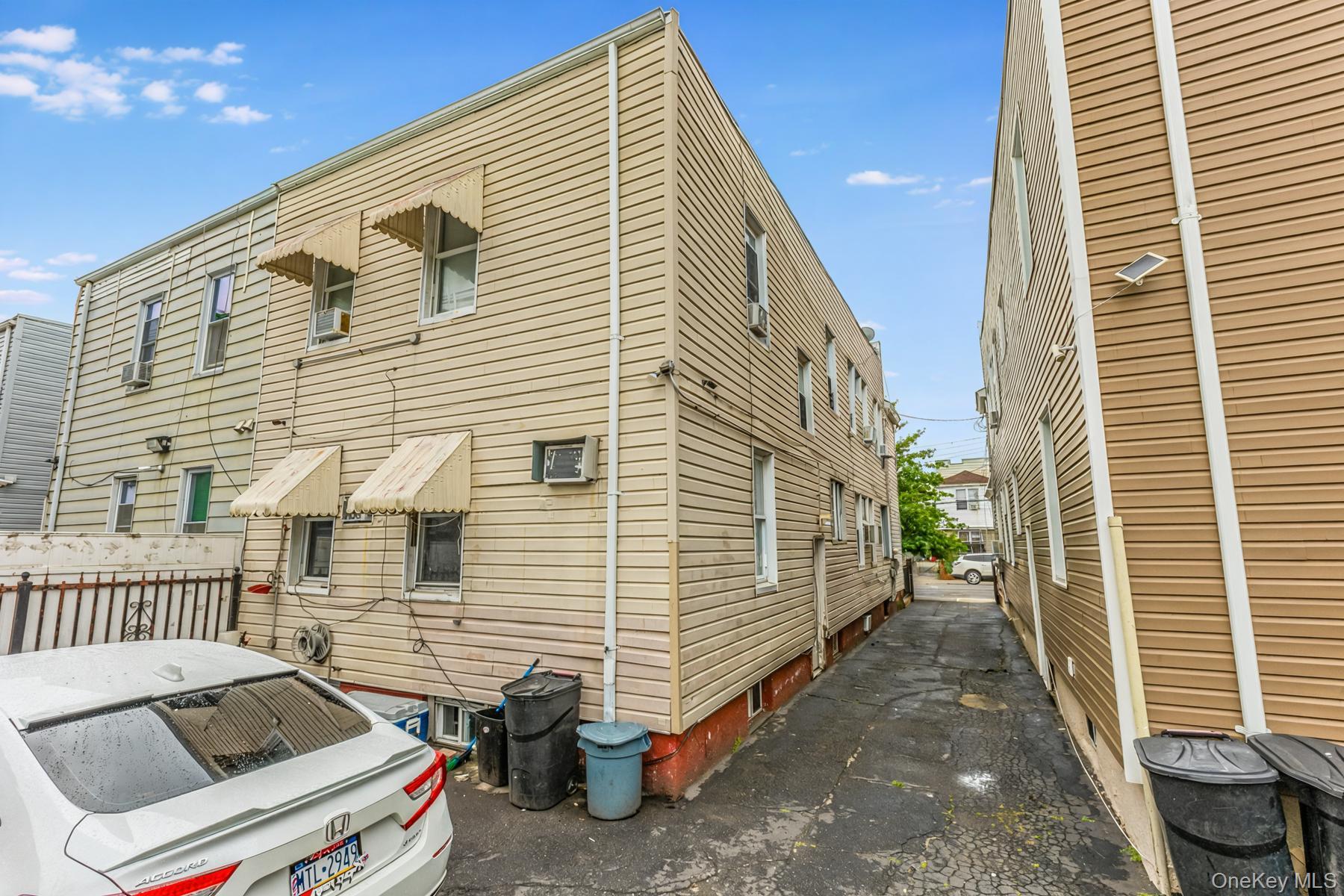 #14 photo, 37-33 100th Street, クイーンズ区 Corona , NY 11368