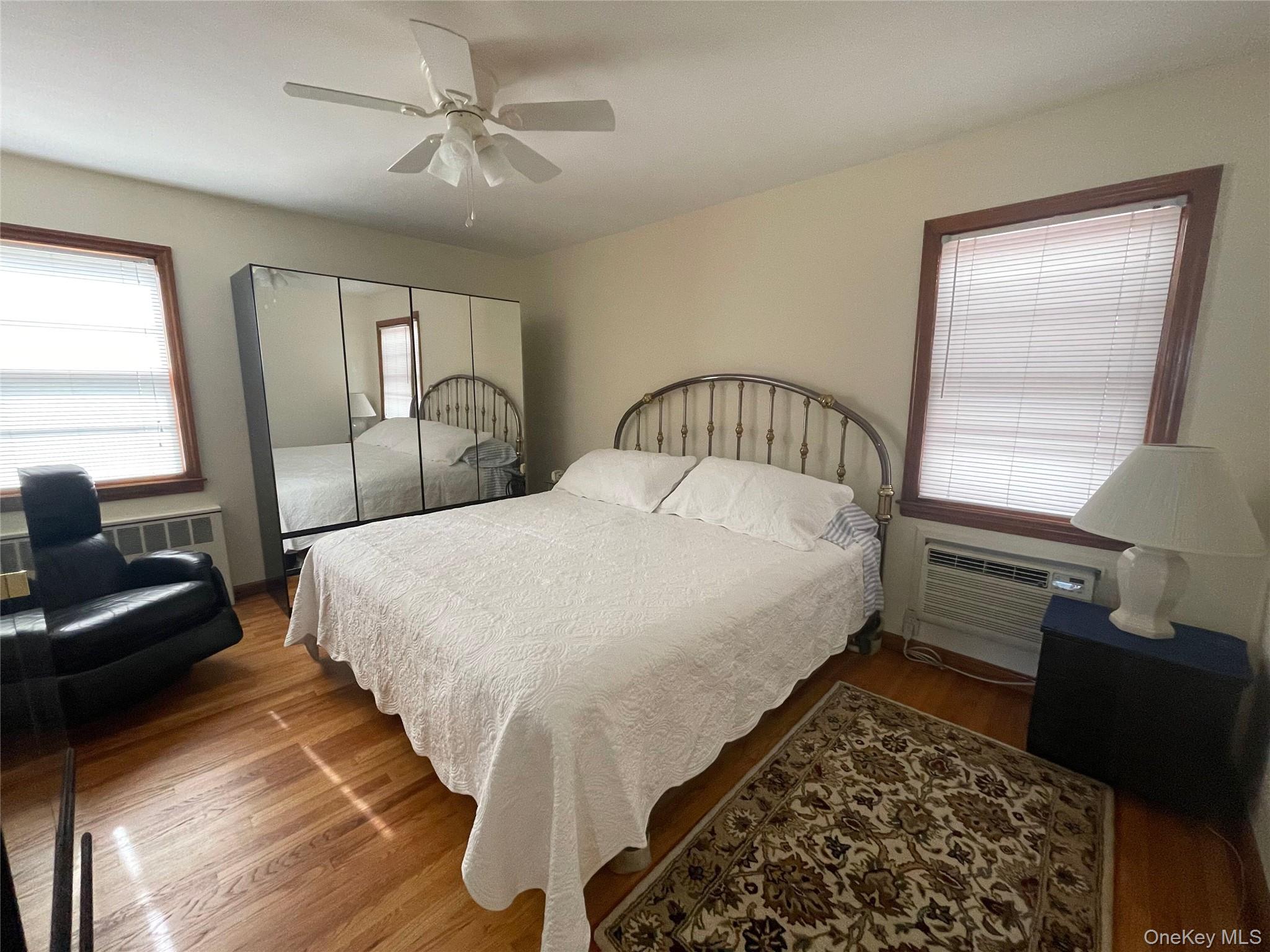 #12 photo, 501 New Hyde Park Road, ナッソー郡 New Hyde Park , NY 11040