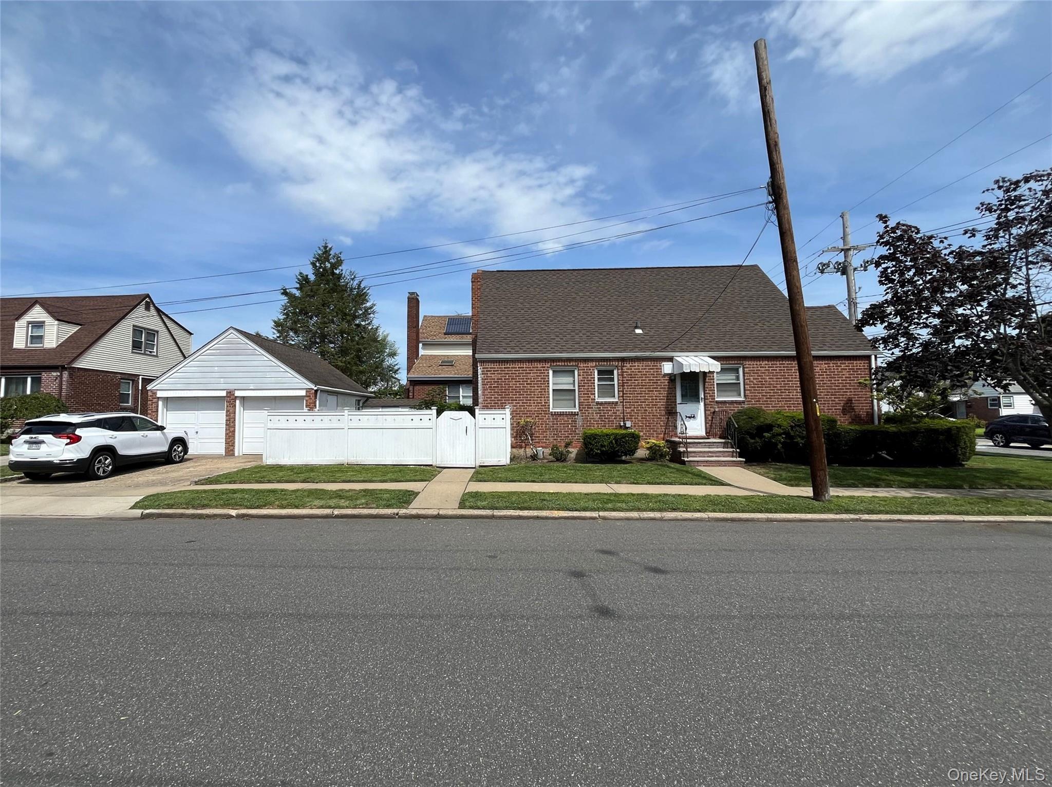 #3 photo, 501 New Hyde Park Road, ナッソー郡 New Hyde Park , NY 11040