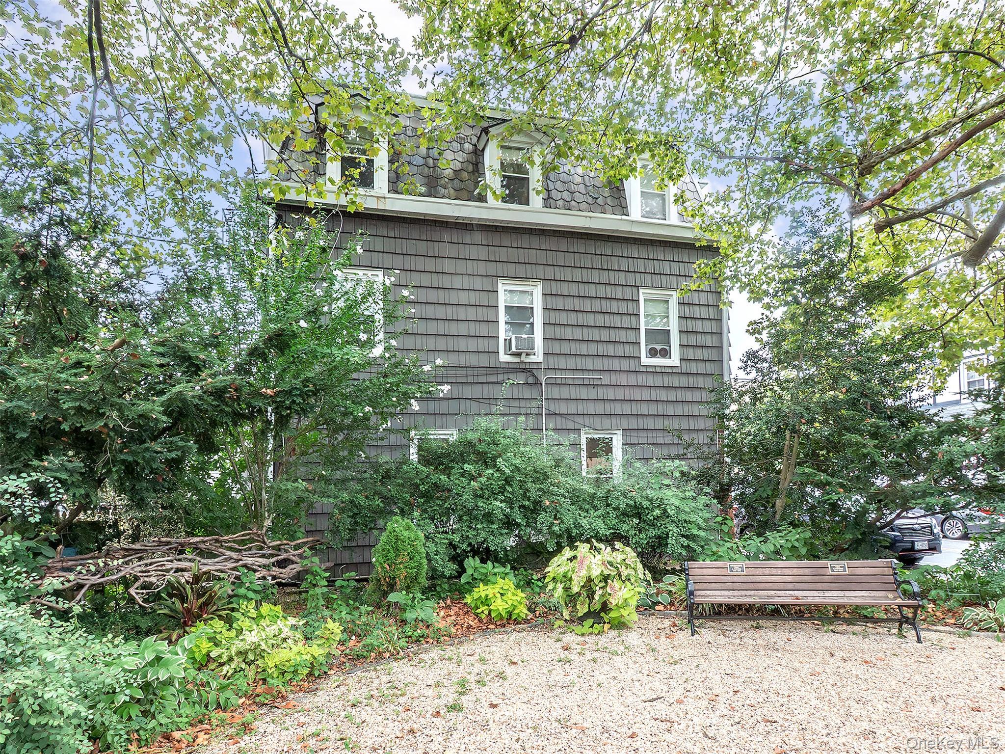 #1 photo, 316-324 Sea Cliff Avenue, 长岛 Sea Cliff , NY 11579