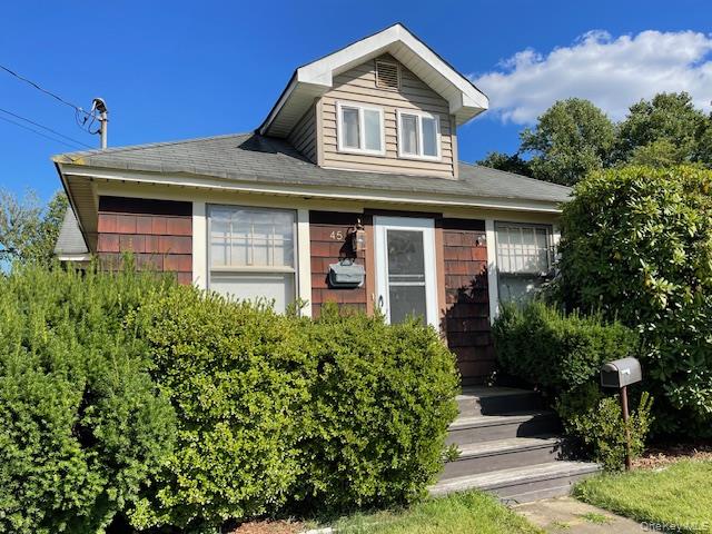 #1 photo, 45 Cedar Avenue, सफ़ोक काउंटी Farmingdale , NY 11735