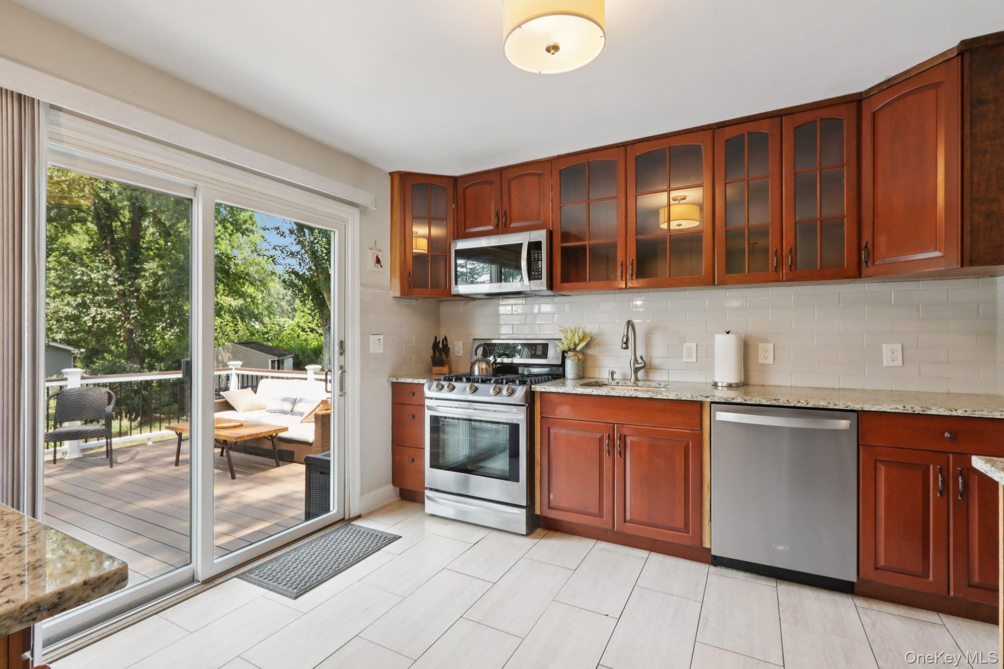 #4 photo, 961 Tilton Road, Valley Cottage , NY 10989