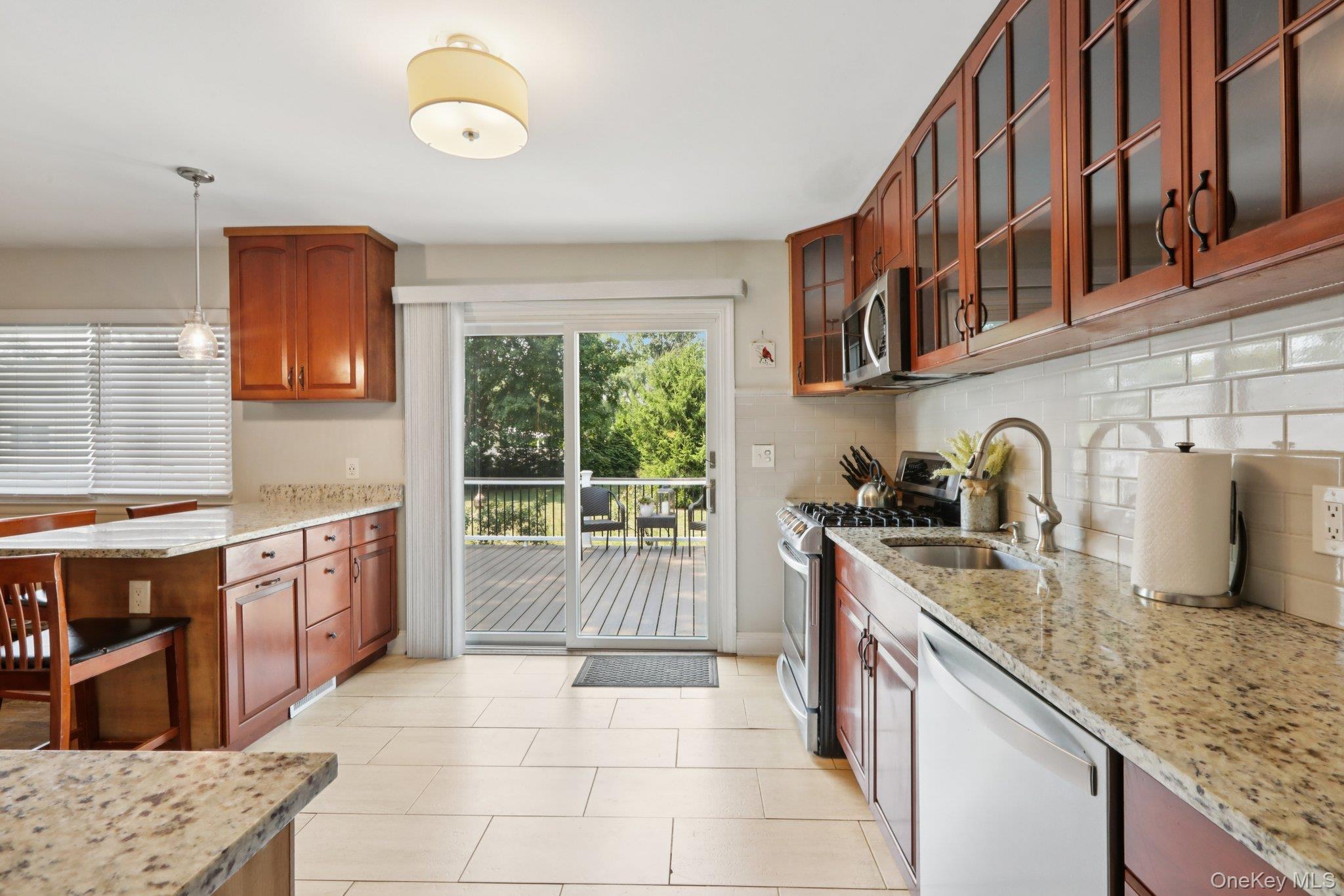 #6 photo, 961 Tilton Road, Valley Cottage , NY 10989